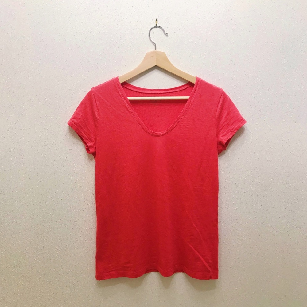 LOFT Women’s Simple T-Shirt